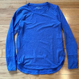 Blue long sleeve Athleta shirt